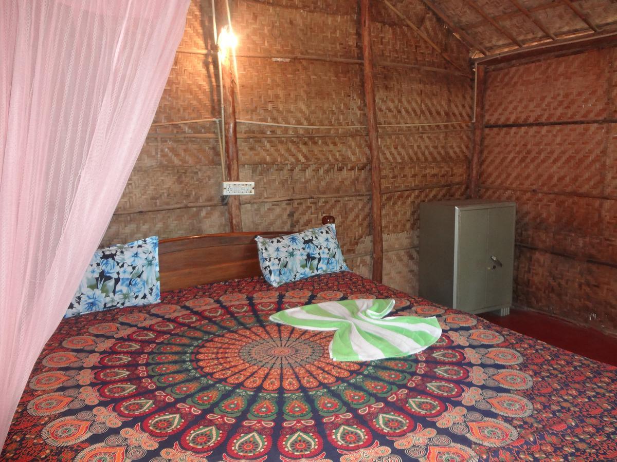 Silent Resort Мандрем Экстерьер фото
