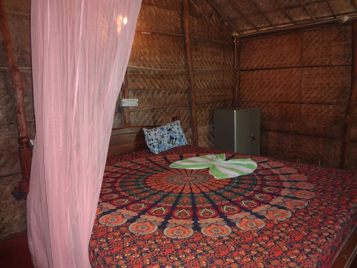 Silent Resort Мандрем Экстерьер фото